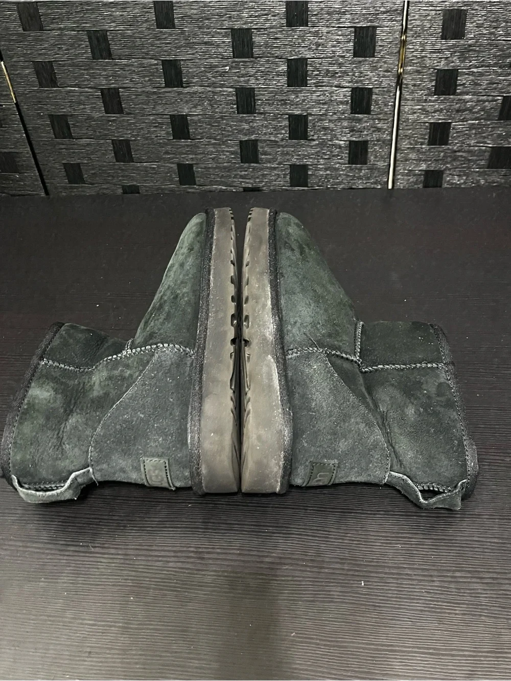 Women’s UGG Boots in black size US 9 See pictures for Condition